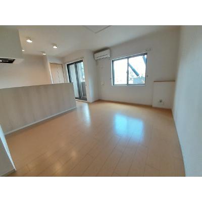 プリムローズ 101【管理NO：1-019070701-01010】 ★家具家電は申し込み後に搬入します★ ★2026年11月下旬入居可能★の物件写真2