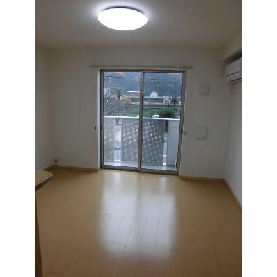 アン・ジュネス 201【管理NO：1-018774701-02010】 ★家具家電は申し込み後に搬入します★ ★2026年10月下旬入居可能★の物件写真2