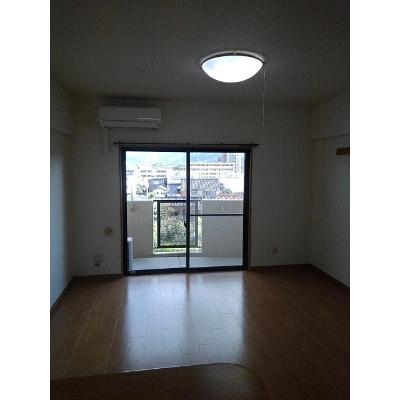 シャン・ド・フレーズⅡ 406【管理NO：1-011422501-04060】 ★家具家電は申し込み後に搬入します★ ★2026年11月中旬入居可能★の物件写真2