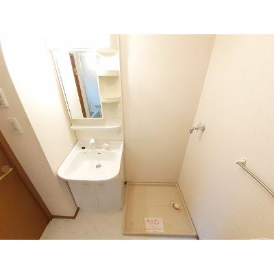 パイングローヴヒルズＣ 102【管理NO：1-011509703-01020】 ★家具家電は申し込み後に搬入します★ ★2026年09月中旬入居可能★の物件写真6