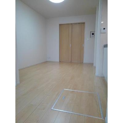エルシオン大原 102【管理NO：1-022020701-01020】 ★家具家電は申し込み後に搬入します★ ★2026年10月中旬入居可能★の物件写真2