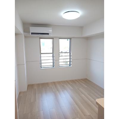 フォンテーヌⅢ 303【管理NO：1-028585501-03030】 ★家具家電は申し込み後に搬入します★の物件写真2