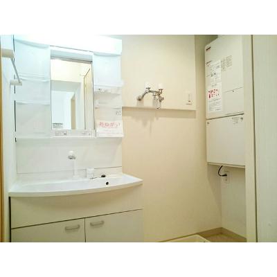 アルハンブラ 103【管理NO：1-017463801-01030】 ★家具家電は申し込み後に搬入します★ ★2026年10月中旬入居可能★の物件写真6