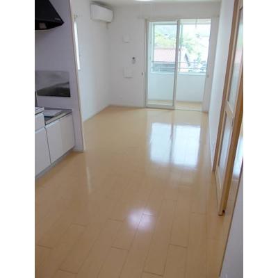 フル－ル 201【管理NO：1-017531902-02010】 ★家具家電は申し込み後に搬入します★ ★2026年10月中旬入居可能★の物件写真2
