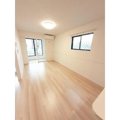 カーサ　デ　ソアレⅤ 101【管理NO：1-026395202-01010】 ★家具家電は申し込み後に搬入します★ ★2026年10月中旬入居可能★の物件写真2