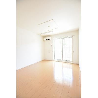 コートシャルマンⅦ 103【管理NO：1-018218501-01030】 ★家具家電は申し込み後に搬入します★ ★2029年10月中旬入居可能★の物件写真2