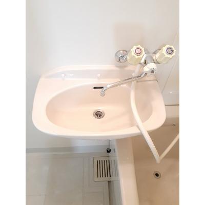 ハウス８ 203【管理NO：1-004337101-02030】 ★家具家電は申し込み後に搬入します★ ★2026年10月中旬入居可能★の物件写真6