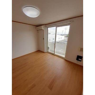 ブルームフィールド　Ⅰ 203【管理NO：1-012741701-02030】 ★家具家電は申し込み後に搬入します★ ★2026年10月上旬入居可能★の物件写真2