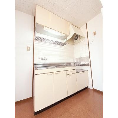 カトルセゾン 202【管理NO：1-003950601-02020】 ★家具家電は申し込み後に搬入します★ ★2026年10月中旬入居可能★の物件写真3