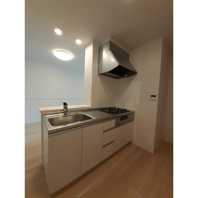 アステローペ 104【管理NO：1-026809501-01040】 ★家具家電は申し込み後に搬入します★ ★2026年10月中旬入居可能★の物件写真3