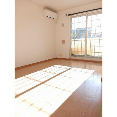 ルシュマンＣ 104【管理NO：1-015285901-01040】 ★家具家電は申し込み後に搬入します★ ★2026年10月中旬入居可能★の物件写真2