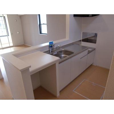 ライズアンドシャインⅢ 101【管理NO：1-019153301-01010】 ★家具家電は申し込み後に搬入します★ ★2026年10月中旬入居可能★の物件写真3