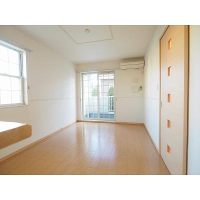ブリッサ 104【管理NO：1-016623901-01040】 ★家具家電は申し込み後に搬入します★ ★2026年09月下旬入居可能★の物件写真2