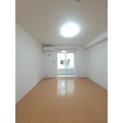 ローレルガーデン白山 103【管理NO：1-017179901-01030】 ★家具家電は申し込み後に搬入します★ ★2026年10月中旬入居可能★の物件写真2