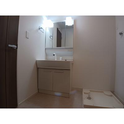 ルシエール 104【管理NO：1-028678601-01040】 ★家具家電は申し込み後に搬入します★の物件写真6