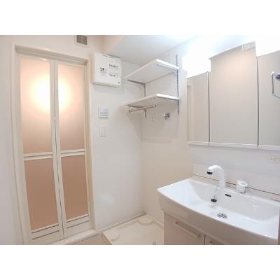 シエル 203【管理NO：1-028373501-02030】 ★家具家電は申し込み後に搬入します★の物件写真6