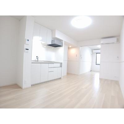 シエル 104【管理NO：1-028373501-01040】 ★家具家電は申し込み後に搬入します★の物件写真2