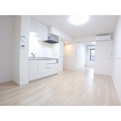 シエル 103【管理NO：1-028373501-01030】 ★家具家電は申し込み後に搬入します★の物件写真2