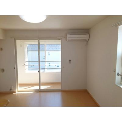 メゾン　ラ・メール 202【管理NO：1-016509701-02020】 ★家具家電は申し込み後に搬入します★ ★2026年10月中旬入居可能★の物件写真2