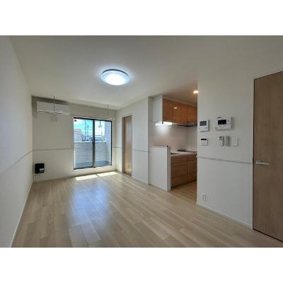 カーサ　マレ 201【管理NO：1-028290601-02010】 ★家具家電は申し込み後に搬入します★の物件写真2