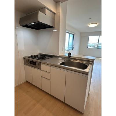 サンミッシェルⅢ 301【管理NO：1-021346401-03010】 ★家具家電は申し込み後に搬入します★の物件写真3