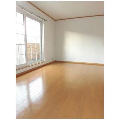 フェアリー　テール 102【管理NO：1-012959501-01020】 ★家具家電は申し込み後に搬入します★ ★2026年10月中旬入居可能★の物件写真2