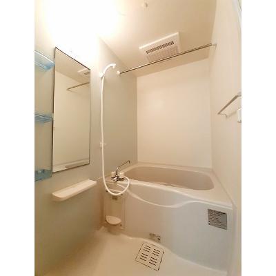 トリアングル　ビレッジ 102【管理NO：1-018318001-01020】 ★家具家電は申し込み後に搬入します★ ★2026年12月中旬入居可能★の物件写真4