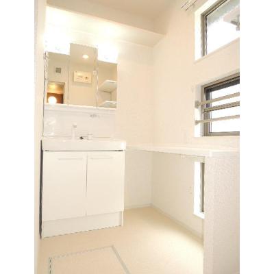カイロス若の宮 201【管理NO：1-024993301-02010】 ★家具家電は申し込み後に搬入します★の物件写真6