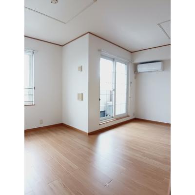メープルリーフⅢ 203【管理NO：1-013288201-02030】 ★家具家電は申し込み後に搬入します★の物件写真2