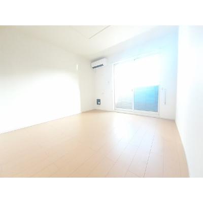 ラ・ルーチェ 102【管理NO：1-019529101-01020】 ★家具家電は申し込み後に搬入します★ ★2026年09月下旬入居可能★の物件写真2