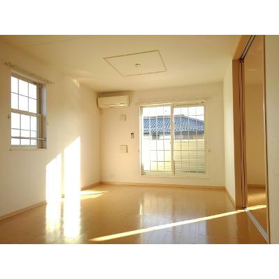 フォー・プレックス 202【管理NO：1-016361201-02020】 ★家具家電は申し込み後に搬入します★ ★2026年10月中旬入居可能★の物件写真2