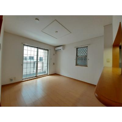 ヴィアーレ 101【管理NO：1-014724401-01010】 ★家具家電は申し込み後に搬入します★ ★2026年10月中旬入居可能★の物件写真2