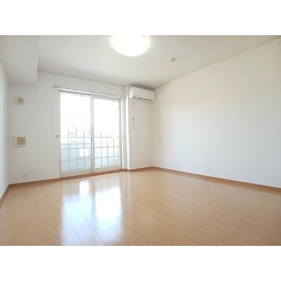 サンリットヒル 102【管理NO：1-015040901-01020】 ★家具家電は申し込み後に搬入します★ ★2026年10月中旬入居可能★の物件写真2