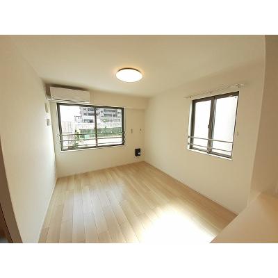 カーサ井の森 202【管理NO：1-025756201-02020】 ★家具家電は申し込み後に搬入します★ ★2026年10月下旬入居可能★の物件写真2