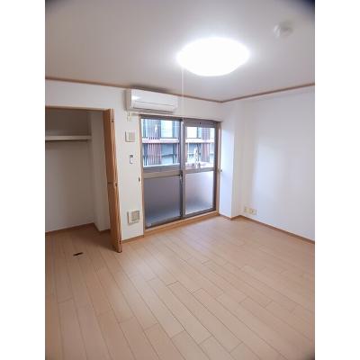 富小路四条マンション 403【管理NO：1-014171301-04030】 ★家具家電は申し込み後に搬入します★ ★2026年10月中旬入居可能★の物件写真2
