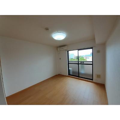 コリネッタ鴻ノ巣 203【管理NO：1-013723601-02030】 ★家具家電は申し込み後に搬入します★ ★2026年10月中旬入居可能★の物件写真2