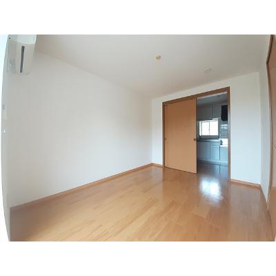 エクセラン春日 103【管理NO：1-007591901-01030】 ★家具家電は申し込み後に搬入します★ ★2026年10月中旬入居可能★の物件写真2