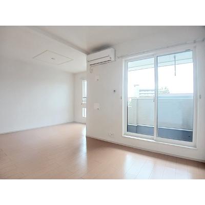 メゾン　ドール三田　２号館 202【管理NO：1-021225302-02020】 ★家具家電は申し込み後に搬入します★の物件写真2