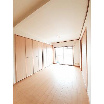 ドリーム岸和田 203【管理NO：1-003755601-02030】 ★家具家電は申し込み後に搬入します★ ★2026年10月中旬入居可能★の物件写真2
