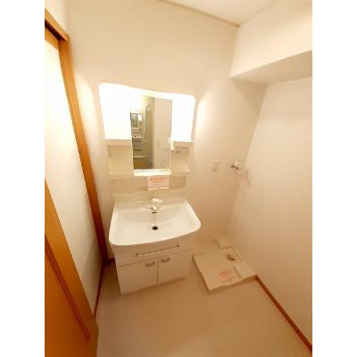 カーサ・セレーノⅠ 102【管理NO：1-015046901-01020】 ★家具家電は申し込み後に搬入します★ ★2026年11月上旬入居可能★の物件写真6