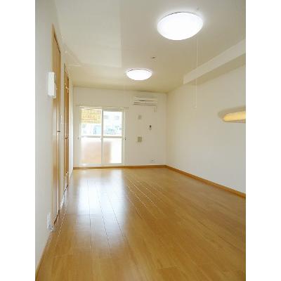 ポポラーレＢ 102【管理NO：1-013642402-01020】 ★家具家電は申し込み後に搬入します★ ★2026年10月下旬入居可能★の物件写真2