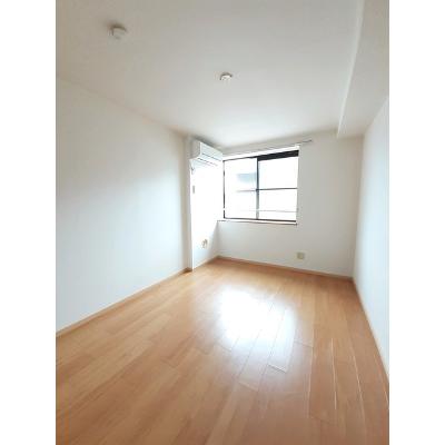 エスメラルダ三浜 202【管理NO：1-007255001-02020】 ★家具家電は申し込み後に搬入します★ ★2026年09月下旬入居可能★の物件写真2