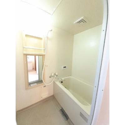 エスメラルダ三浜 202【管理NO：1-007255001-02020】 ★家具家電は申し込み後に搬入します★ ★2026年09月下旬入居可能★の物件写真4