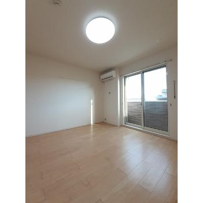 イル・ヴィラージュ 105【管理NO：1-021547601-01040】 ★家具家電は申し込み後に搬入します★ ★2026年11月上旬入居可能★の物件写真2