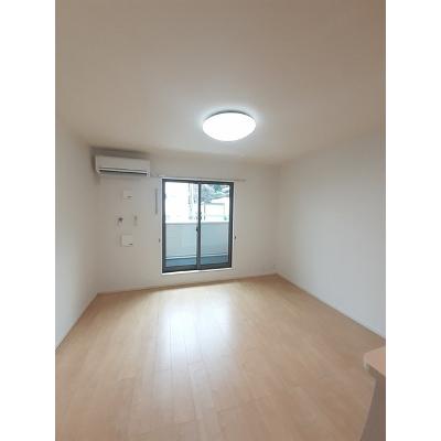 シェーン　バッハ　笹沖 205【管理NO：1-021770701-02040】 ★家具家電は申し込み後に搬入します★ ★2026年10月中旬入居可能★の物件写真2