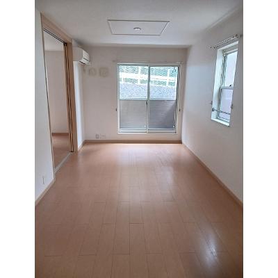 グリーン　ワールドⅡ 201【管理NO：1-016977902-02010】 ★家具家電は申し込み後に搬入します★ ★2026年11月上旬入居可能★の物件写真2