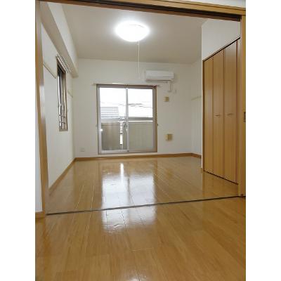 シャンテ 201【管理NO：1-012670401-02010】 ★家具家電は申し込み後に搬入します★ ★2026年10月中旬入居可能★の物件写真2
