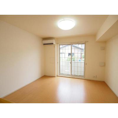 メゾンカメリアⅡ 102【管理NO：1-019341801-01020】 ★家具家電は申し込み後に搬入します★ ★2026年10月中旬入居可能★の物件写真2