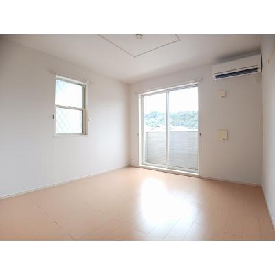 シャン・ド・フルールＢ 101【管理NO：1-018130602-01010】 ★家具家電は申し込み後に搬入します★ ★2026年10月上旬入居可能★の物件写真2
