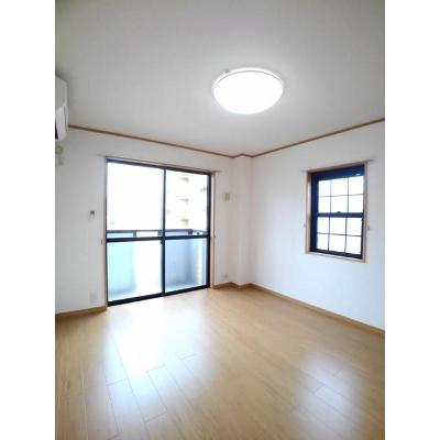 ストラーダ　３８５ 204【管理NO：1-012659101-02040】 ★家具家電は申し込み後に搬入します★ ★2026年10月上旬入居可能★の物件写真2
